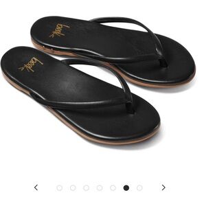 BEEK Sunbeam Leather Flip
Flop Sandal
BLACK size  5 like new 
$139